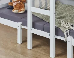 Hoppekids Hochbett »ECO Dream, Kinderbett mit Funktion - Praktisch & flexibel« Unteres Bett nutzbar als Bett oder Sitzgruppe. 90x200