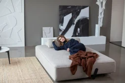 INNOVATION LIVING ™ Schlafsofa »YONATA hoher Sitz- & Liegekomfort, Breite 207cm, große Liegefläche« komfortable Taschenfederkernpolsterung, BreiteLiegefläche 200/145 cm