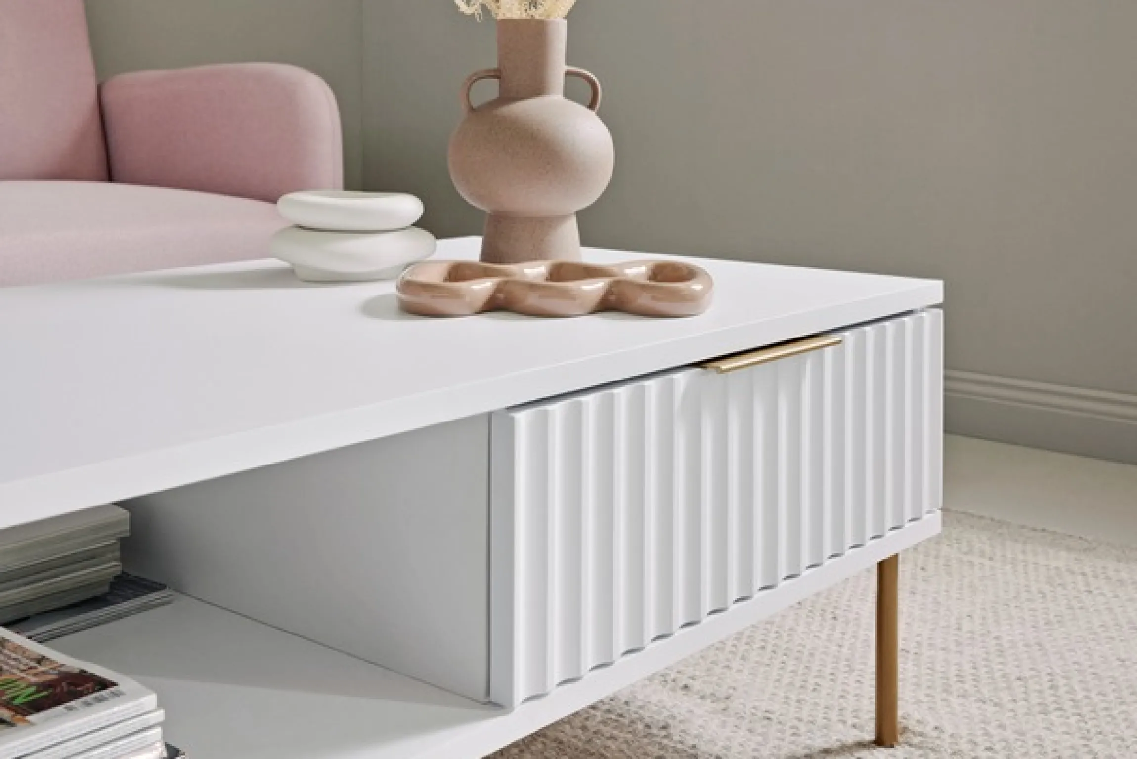 Jahnke Couchtisch »CARVE COFFEE SK« 1 Stk. tlg. Couchtisch mit Schublade und Fach, Gold-Look, raffiniertes Design