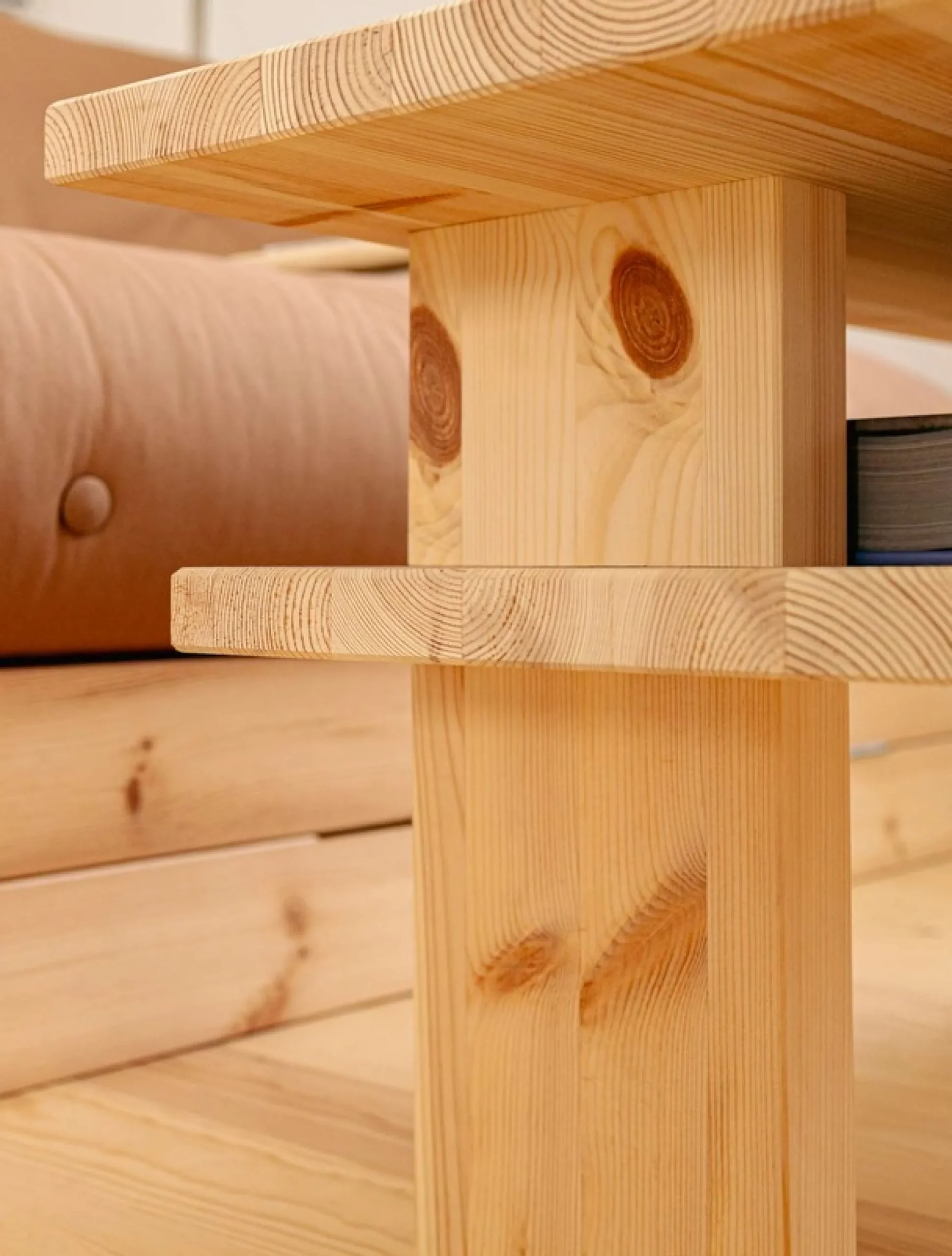 Karup Design Couchtisch »Japan Kaffeetisch kompakt, stilvoll, funktional, Made in Europe« vielseitig einsetzbar, aus massivem FSC®-zertifiziertes Massivholz