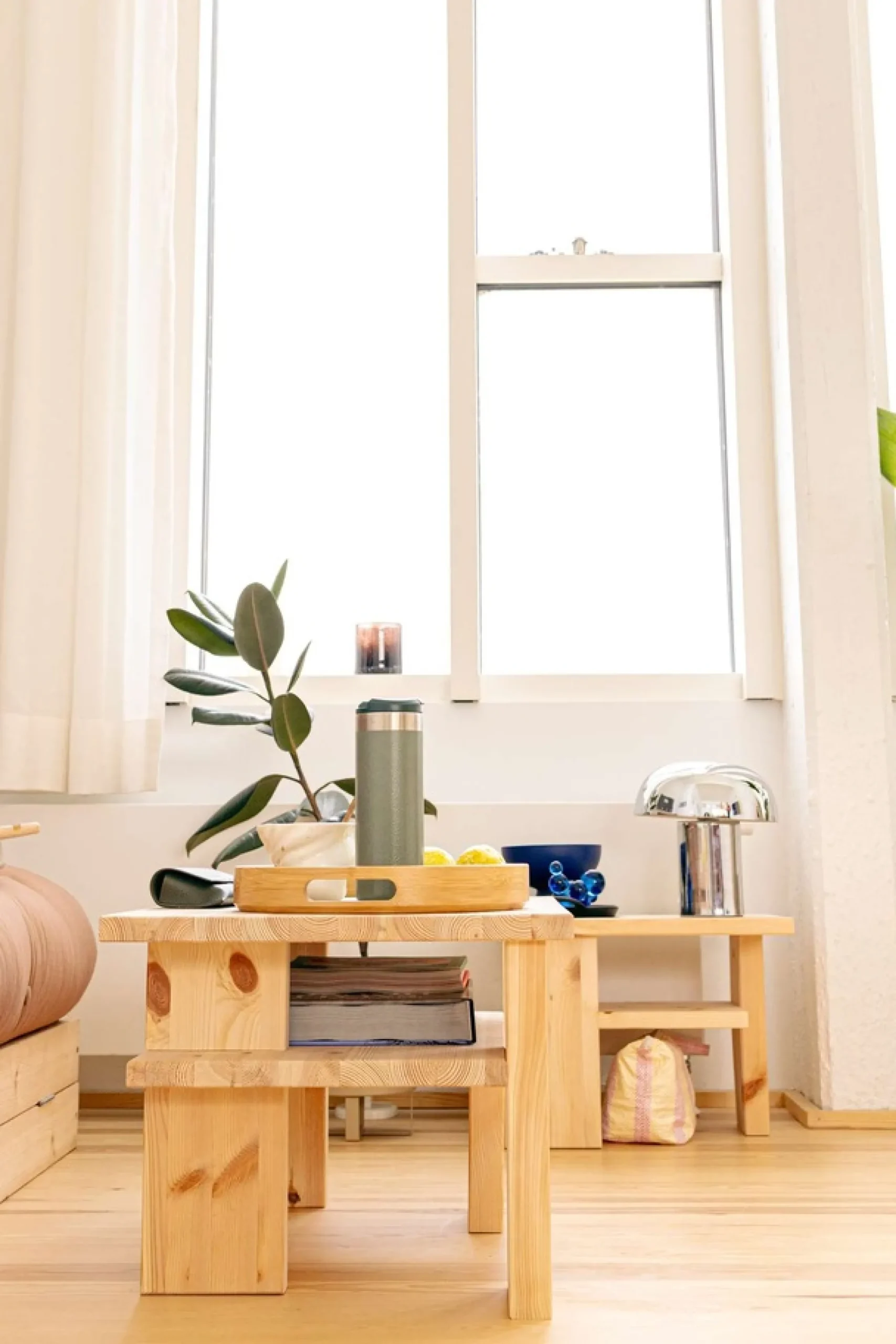Karup Design Couchtisch »Japan Kaffeetisch kompakt, stilvoll, funktional, Made in Europe« vielseitig einsetzbar, aus massivem FSC®-zertifiziertes Massivholz