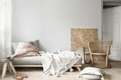 Karup Design Daybett »Senza, Sofa, mit Futonmatratze, minimalistisch, massives Kiefernholz« Handgefertigt, skandinavisches Design, vielseitig, schlichter Stil