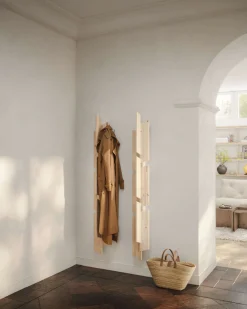 Karup Design Garderobenpaneel »Keeper Wall Rack, praktische Wandgarderobe mit 9 Haken, Made in Europe« (B/H/T: ca 26 x 26 x 166 cm), 1 Stk. tlg. wandmontiert,vielseitig einsetzbar, FSC®-zertifiziertes Massivholz