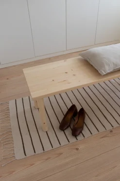 Karup Design Sitzbank »PACE BENCH« aus FSC®-zertifiziertem Kiefernholz, Größe 120 x 40 cm.