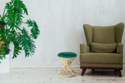Kayoom Sitzhocker »Hocker Wesley 325,Sitzpouf in elegantem Design, Gestell aus Metall« 1 Stk. tlg. glamourös, hochwertig, mit weichem Sitzkissen und Stoffbezug