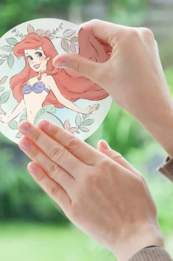 Komar Fensterbild »Fenstersticker - Princess Kindness - Größe 30 x 30 cm« 34 x 30 cm, 2 Bogen