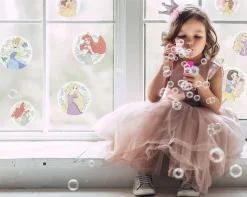 Komar Fensterbild »Fenstersticker - Princess Kindness - Größe 30 x 30 cm« 34 x 30 cm, 2 Bogen