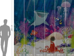Komar Vliestapete »Digitaldruck Vlies -Dory Aqua Party - Größe 300 x 280 cm« bedruckt glatt Kinderzimmer