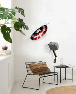 Komar Wandtattoo »Avengers Hammer & Shield - Größe 100 x 70 cm« selbstklebend, Wandsticker, Kinderzimmer