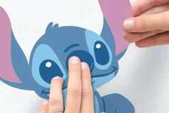 Komar Wandtattoo »Stitch Aloha - Größe 50 x 70 cm« selbstklebend, Wandsticker, Kinderzimmer