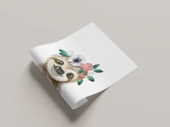 Lüttenhütt Bild mit Rahmen »oder Poster, Faultier mit Blumenkranz« Fantasy | Faultier | Tiere 1 Stk. tlg. HD Premium Druck
