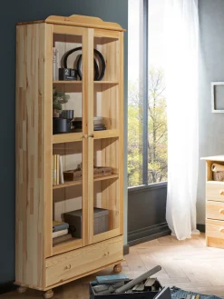 Möbilia Vitrine mit gedrechselten Füßen