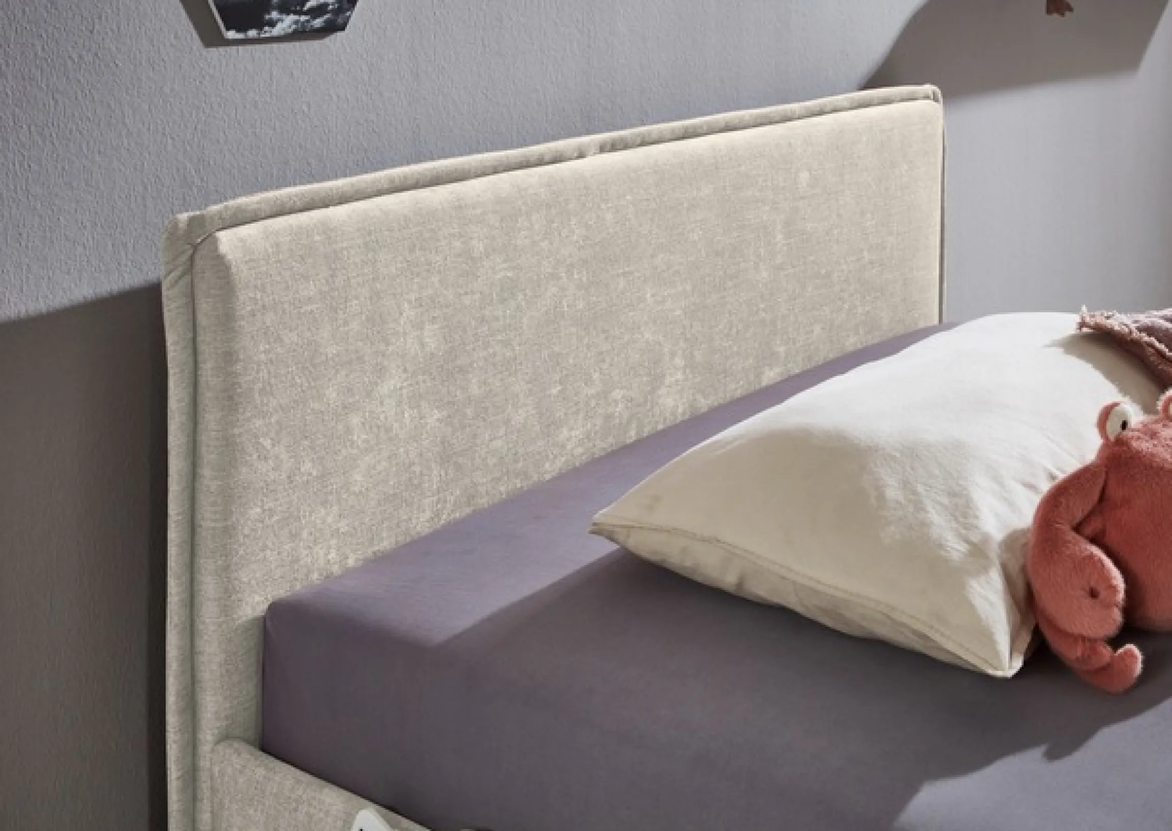 meise.möbel Kinderbett »FUN« Polsterbett wahlweise mit Bettkasten, Jugendbett inkl. USB-Anschluss