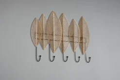 MIRRORS AND MORE Wandgarderobe »Alma« 1 Stk. tlg. Blatt-Design mit 5 Haken aus Metall