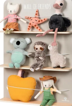 MUSTERKIND® Wandregal »Wall of Friends, warmgrau/natur«