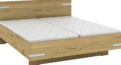 Musterring Holzbett »Savona, Bettgestell, Bettrahmen, teilmassiv Bianco-Eiche« Belastbarkeit 220 Kg, 4-fache Liegehöhenverstellung, MADE IN GERMANY,Kopfteil in Bianco-Eiche massiv, Details in Chrom, verschiedene Größen