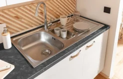 OPTIFIT Küchenzeile »Cara mit Hanseatic E-Geräten« Breite 400 cm, Induktionskochfeld, Soft-Close-Funktion, Vollauszüge