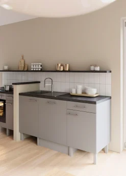 OPTIFIT Pantryküche »Lilly« Breite 160 cm, wahlweise mit E-Geräten