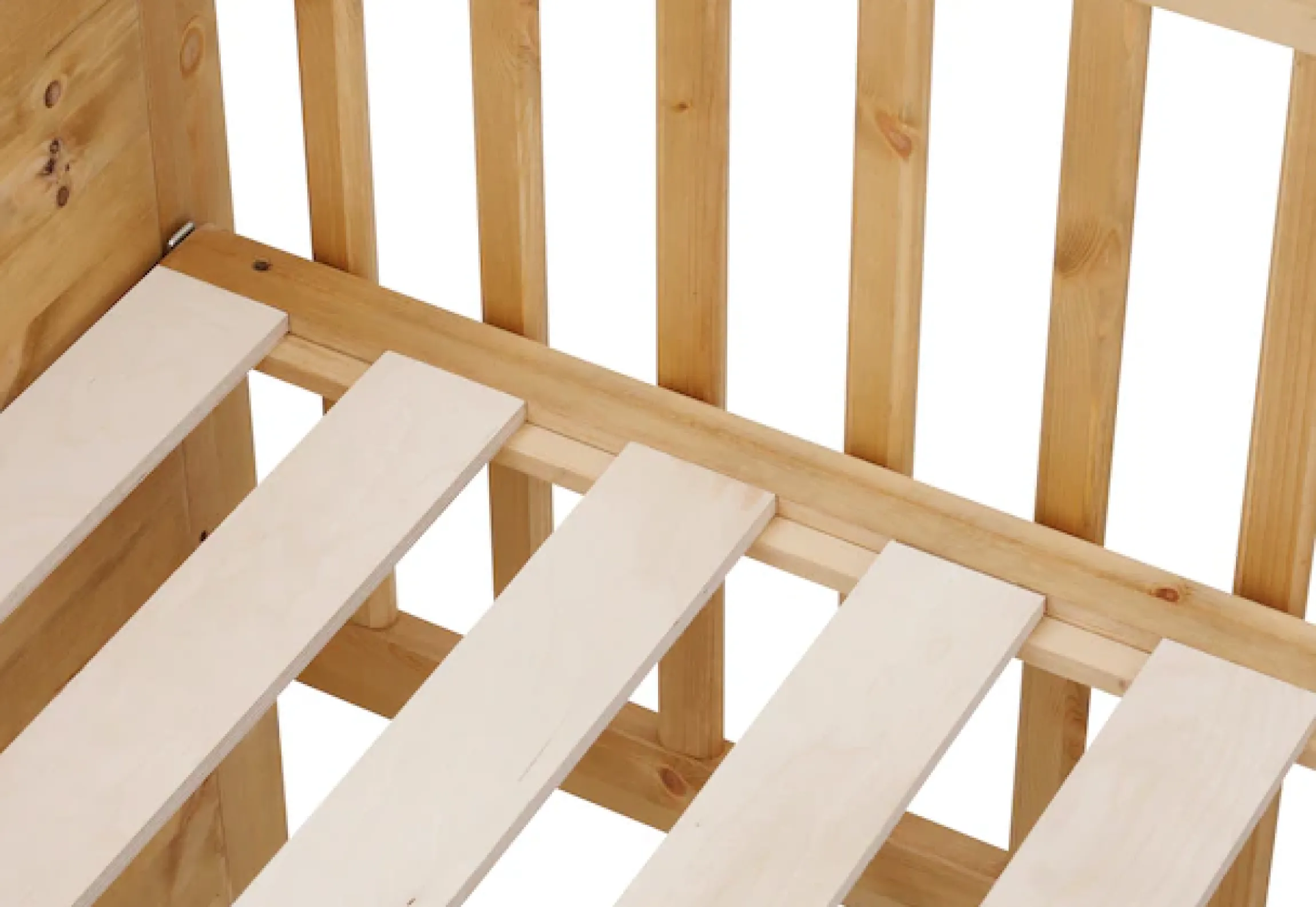OTTO home Babybett »Indra, Schlupfsprossen, 4-fach verstellbare Liegehöhe,« FSC® zertifiziertes Massivholz, Landhausstil mit tollen Details