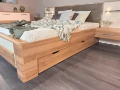 OTTO home Bettgestell »Gala, 160 oder 180x200cm Liegefläche, FSC-zertifiziert« optional passende Stauraumschubladen und Nachttische erhältlich,bequem gepolstertes Kopfteil, bezogen mit Samtvelours