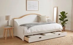 OTTO home Daybett »Konrad« stabile Konstruktion aus massiver Kiefer, mit Rollrost