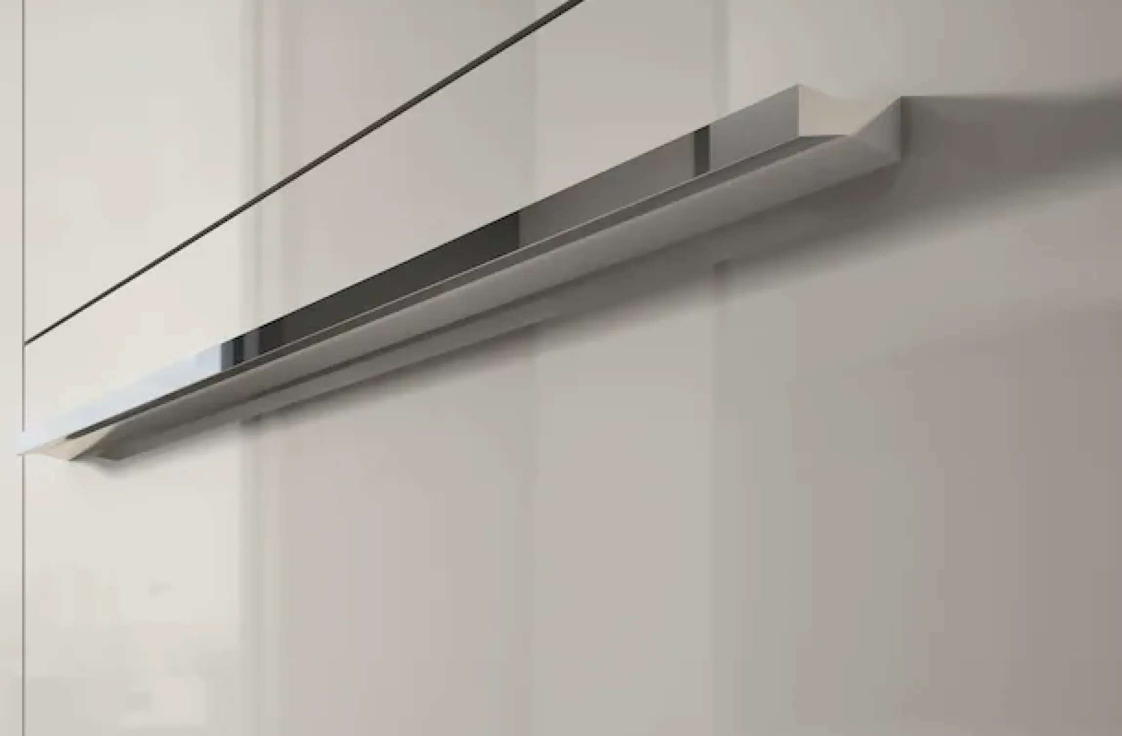 OTTO home Drehtürenschrank »Piano, inklusive Rahmen und Beleuchtung, soft-close-Funktion« viele Breiten zur Auswahl, 226cm hoch, mit jeweils 2 Schubladen,beige oder weiß, UV lackiert, Hochglanzfronten, FSC-zertifiziert