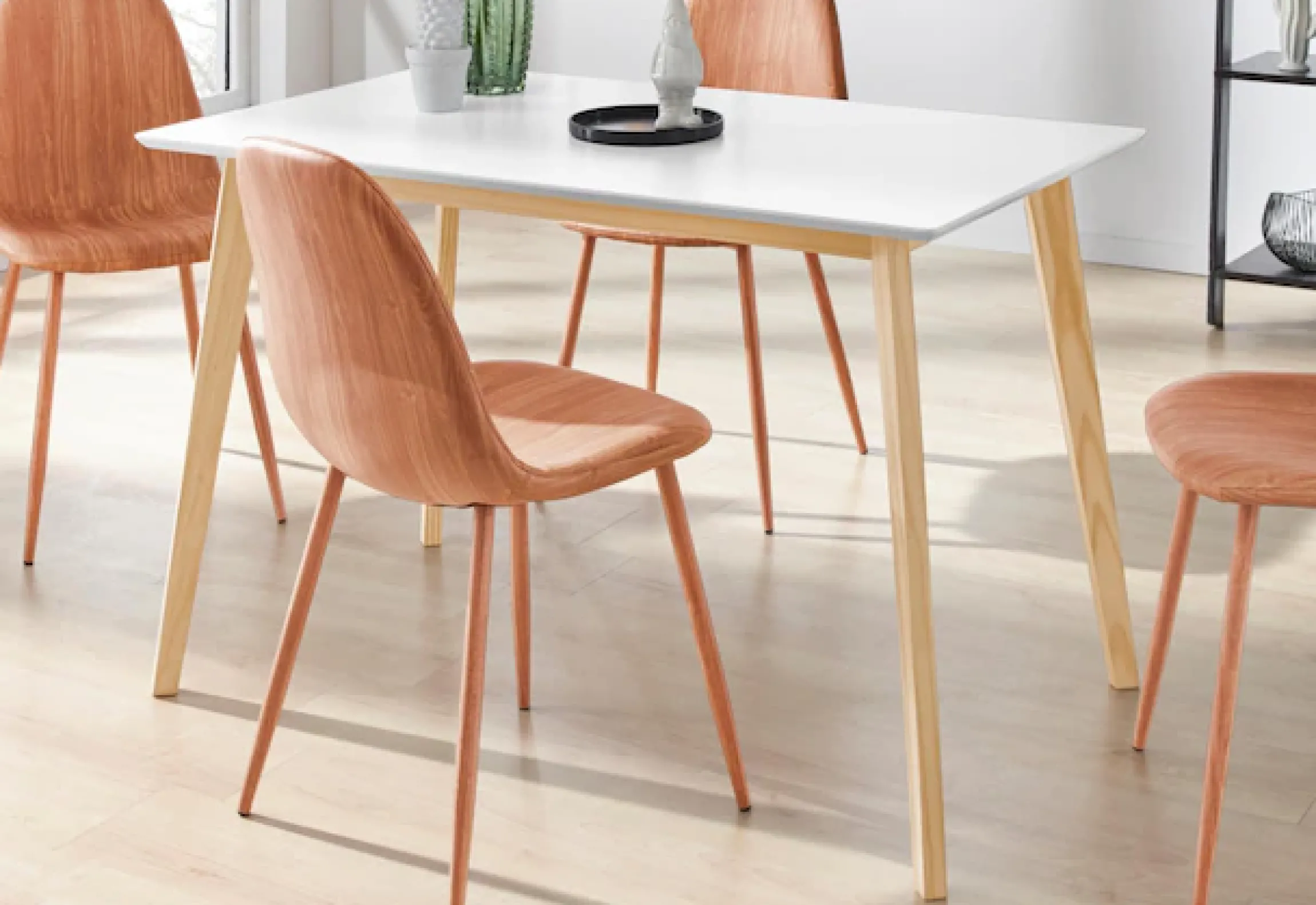 OTTO home Esstisch »Cody« mit Beinen aus Massivholz eckige MDF-Tischplatte, in 2 Farbvarianten