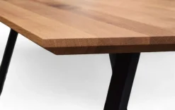 OTTO home Esstisch »Reidigen Küchentisch, A-Form Metallgestell, Wildeiche massiv geölt« Baum Kante oder Schweizer Kante, erhältlich in 3 Größen und 2 Farben