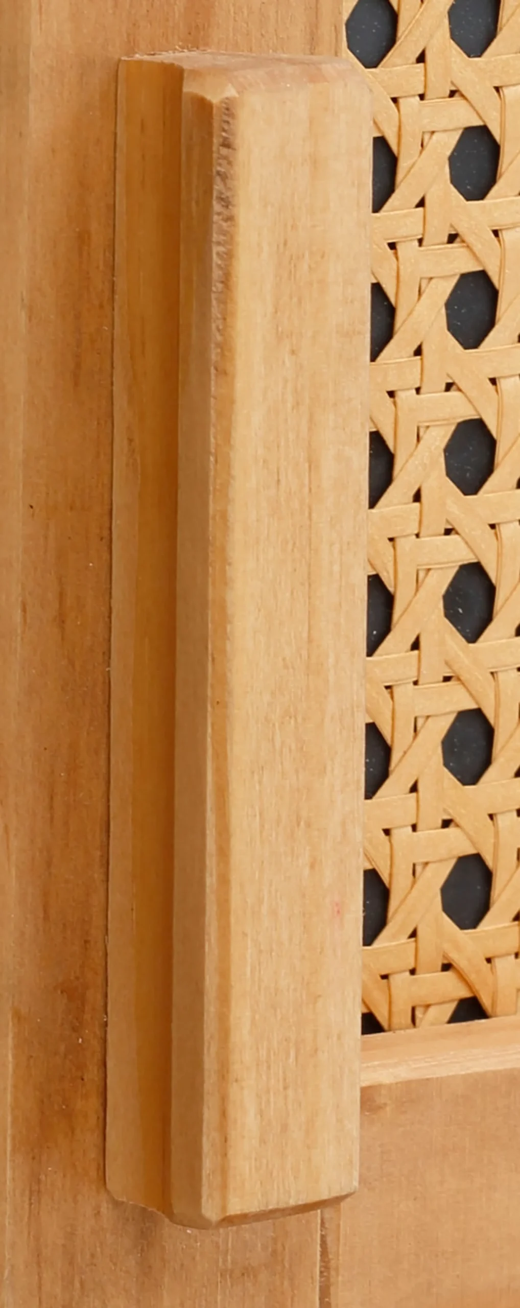 OTTO home Highboard »Linz« Stauraumschrank mit Rattangeflecht auf den Türfronten, Massivholz