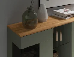 OTTO home Highboard »Ribe,120cm breit,112cm hoch,Oberplatte massiv,12 Fächer« Eiche massiv,Melamin Salbeigrün,schwarze Metall Griffe,Türen mit Glass