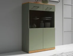 OTTO home Highboard »Ribe,125cm hoch,87cm breit,4 breite Fächer« Oberplatte Eiche massiv,dunkles Glas, schwarze Metall Griffe