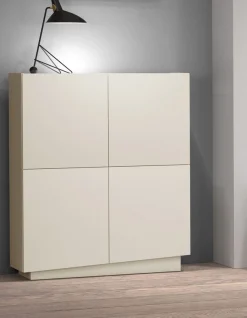 OTTO home Highboard »VELA, Höhe 120 cm, Design mit schrägen Türen, 8 Fächer, Made in Italy« 1 Stk. tlg. Made in Italy, Maße-B/T/H: 100x35x120,hohes Sideboard,Anrichte,Kommode