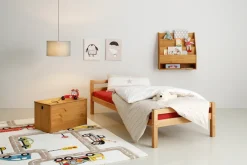 OTTO home Kinderbett »Alpi« Einzelbett aus schönem Kiefernholz, Lattenrost, Liegefläche 90x200 cm
