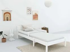 OTTO home Kinderbett »Hero, Massivholzbett, ausziehbar von 140 bis 200 cm, FSC®« 90cm Breite, 140-200cm Liegefläche,massive Kiefer, mit Lattenrost, zeitlose Optik,Rausfallschutz