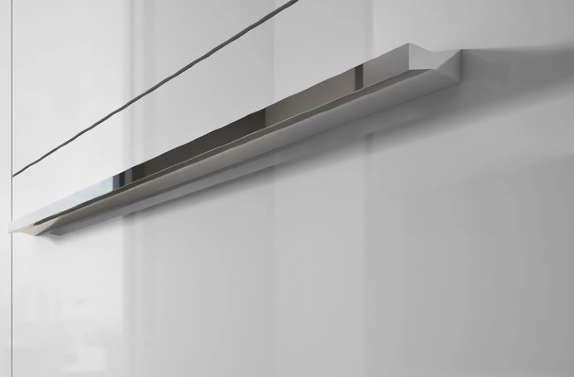OTTO home Kleiderschrank »Piano, inklusive Rahmen und Beleuchtung, soft-close-Funktion« viele Breiten zur Auswahl, 226cm hoch,beige oder weiß, UV lackiert, Hochglanzfronten, FSC-zertifiziert