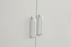 OTTO home Kleiderschrank »Siena Schrank Spind Metallschrank mit 3 Türen« Ideal für jeden Wohnraum - Trendsetter,Zeitloser Schlafzimmerschrank Garderobe Multischrank
