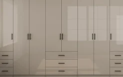 OTTO home Kleiderschrank »Trento Schlafzimmerschrank Garderobe hochglanz« Schrank mit 8 Türen und 9 Schubladen, hochglänzende Fronten