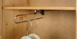 OTTO home Kompaktgarderobe »Finca« aus massivem Kiefernholz, mit vielen Stauraummöglichkeiten