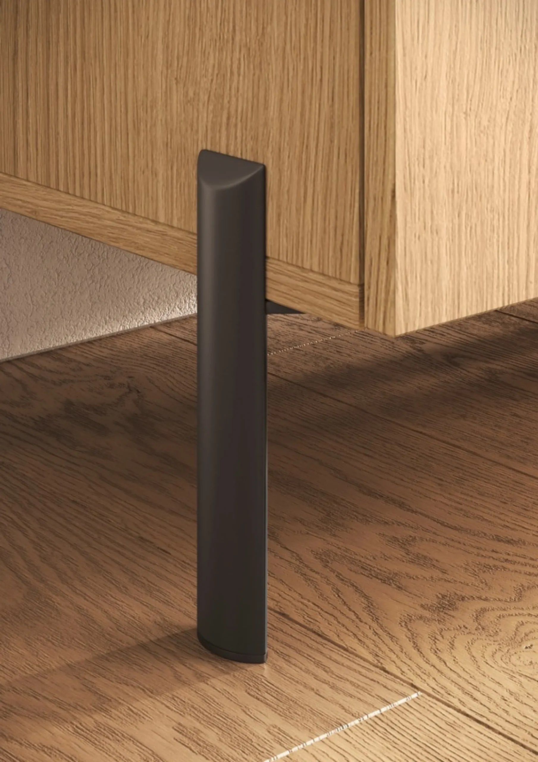 OTTO home Lowboard »Badia, 182 cm breit, 3 Türen, Mediaboard, TV-Schrank« Innenliegendes Top, gerade Metallfüße, salbeigrüne Farbakzente
