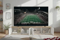 OTTO home Lowboard »Easy, 245 cm breit, 47 cm tief, 4 Türen, Top 22 mm stark, Mediaboard« Top 22 mm stark, Metallgriffe, geeignet für bis zu 98-Zoll-TV