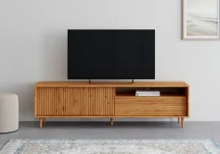 OTTO home Lowboard »MalmedyFront mit gefrästen Rillen« TV-Kommode aus massivem Kiefernholz, Push-to-open, Breite 180 cm