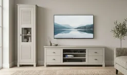 OTTO home Lowboard »Rauna, TV-Bank, TV-Kommode, Landhausstil« Breite 200 cm, FSC®-zertifiziertes Massivholz, Kiefer