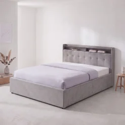 OTTO home Polsterbett »Hamar, beleuchtetes Regal, USB/ USB-C, bis 250 KG belastbar« LED-Licht und USB und USB-C Ladegerät im Kopfteil, Knopfsteppung