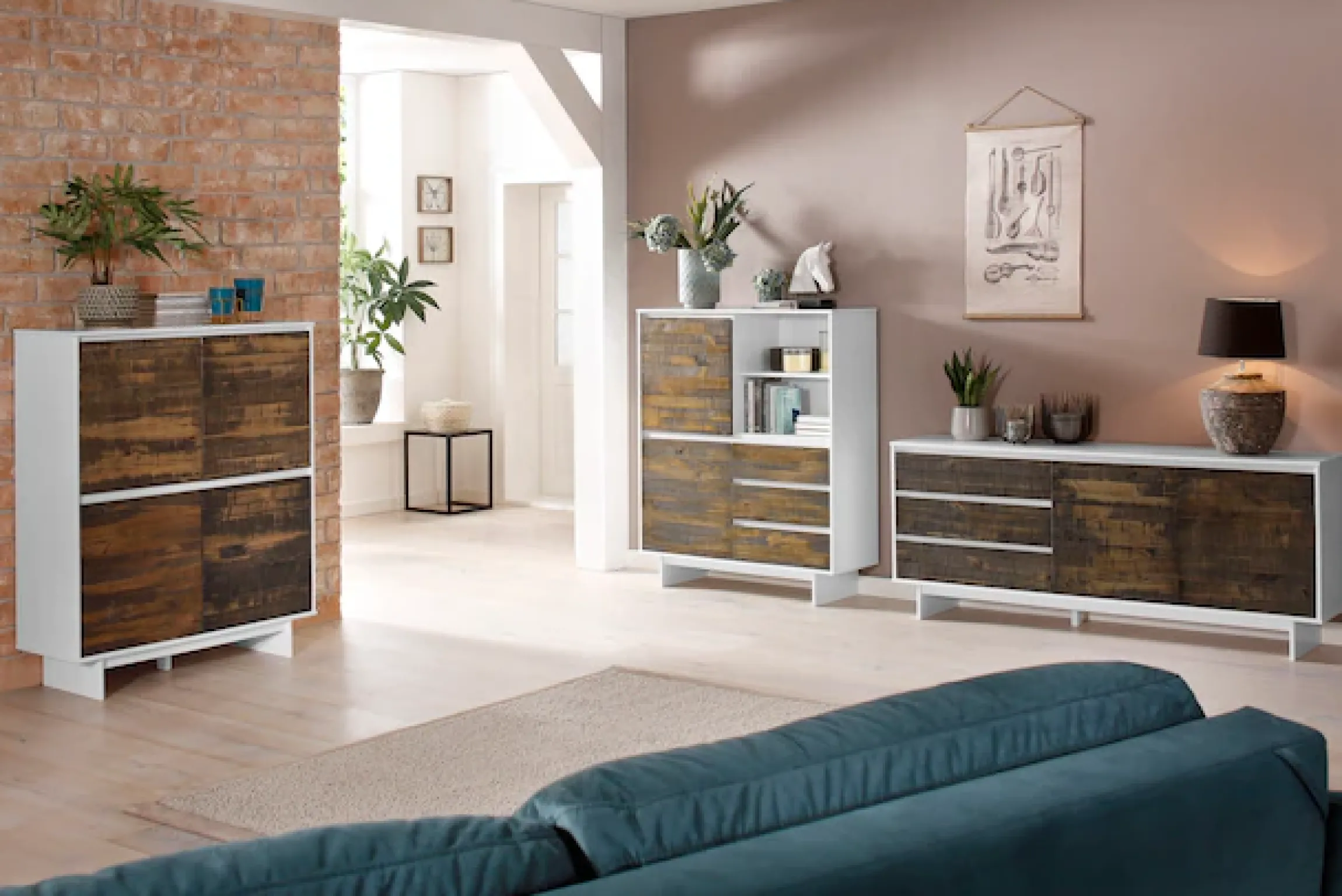 OTTO home Sideboard »Morgan« Kommode aus massivem Kiefernholz, mit Griffmulden, Breite 165 cm