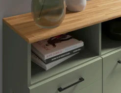 OTTO home Sideboard »Ribe,180cm breit,80cm hoch, 9 Fächer« Oberplatte Eiche massiv,schwarze Metall Griffe,2 Türen mit Glaseinsatz