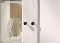 OTTO home Vitrine »Brest, Standvitrine im Landhausstil, Glasvitrine, Vitrinenschrank« schwarze Metallgriffe, ausreichend Stauraum, Glastür, 123 cm hoch