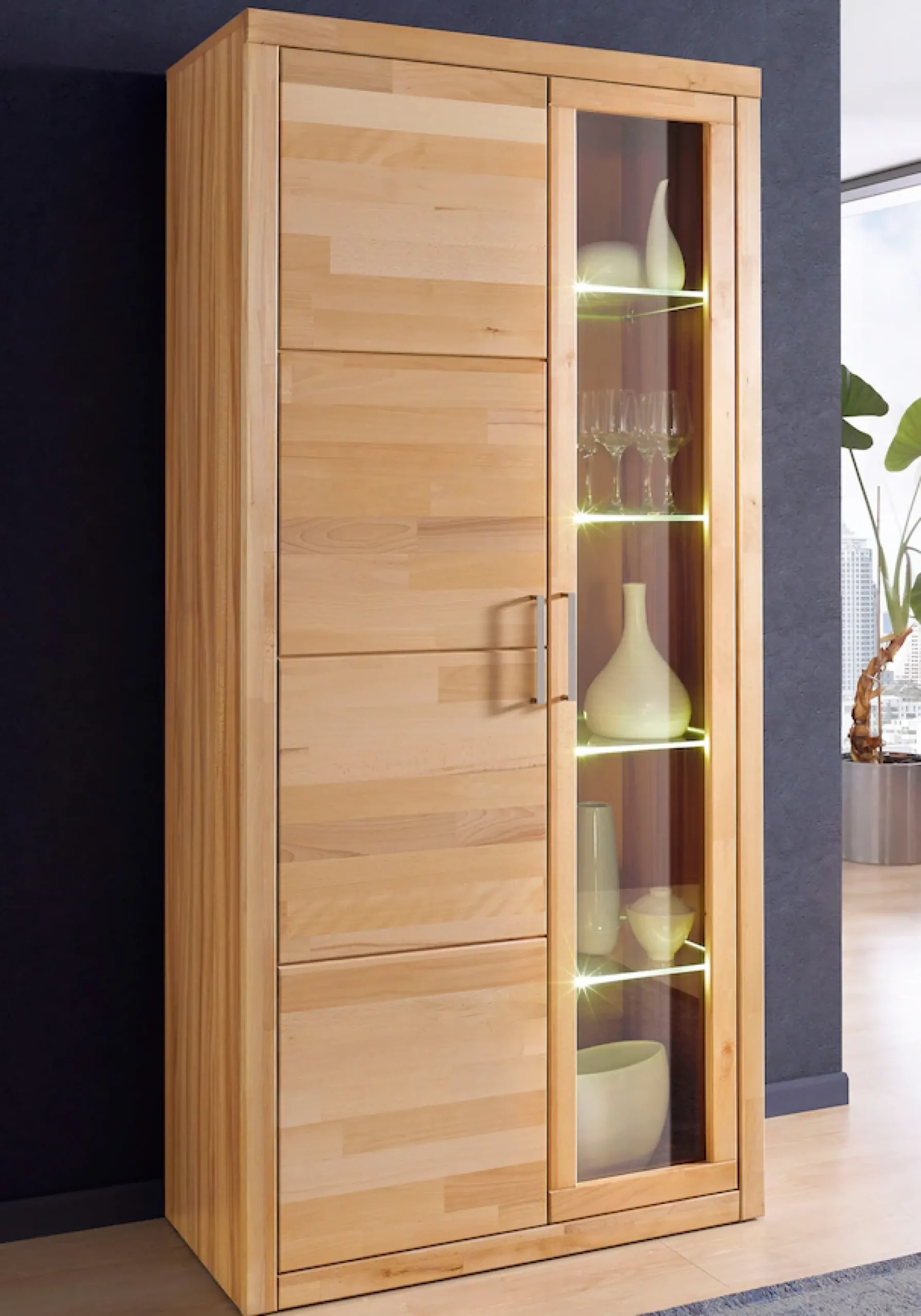 OTTO home Vitrine »LOGO B/T/H: 90/42/190cm,10Fächer, 1 Holztür, 1 Glastür, viel Stauraum« Fronten aus Massivholz, Korpus aus farblich abgestimmter Melamin