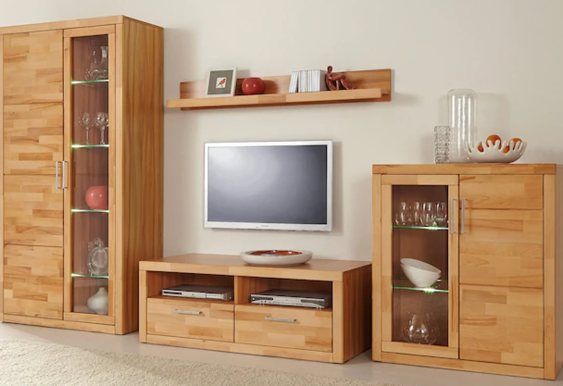OTTO home Vitrine »LOGO B/T/H: 90/42/190cm,10Fächer, 1 Holztür, 1 Glastür, viel Stauraum« Fronten aus Massivholz, Korpus aus farblich abgestimmter Melamin