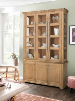OTTO home Vitrine »Melissa« aus massiver Kiefer, FSC® zertifiziert, Breite 132 cm