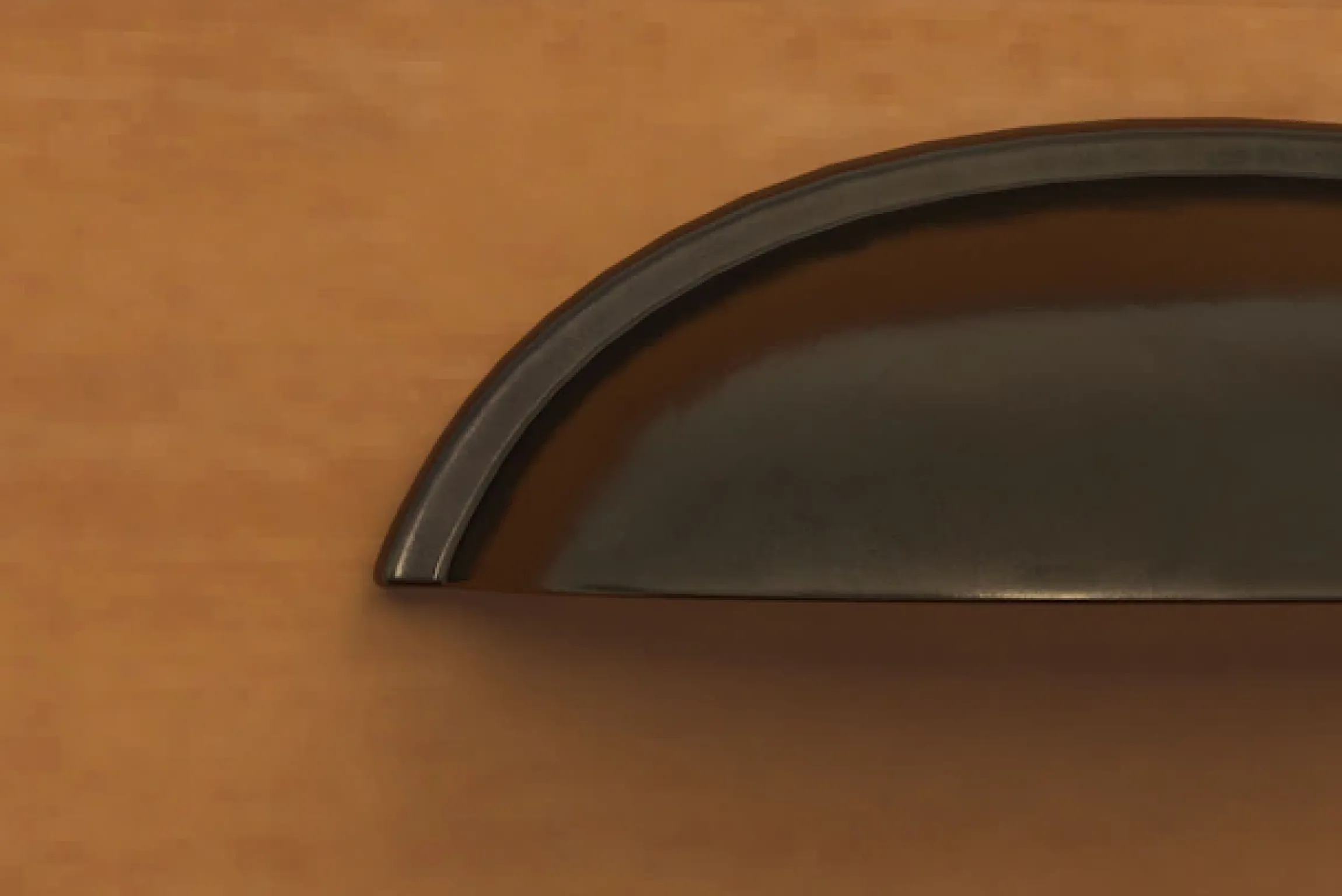 OTTO home Vitrine »Schröder« mit 1 Schiebetür, 2 Schubkästen, aus massivem Kiefernholz, Breite 55cm